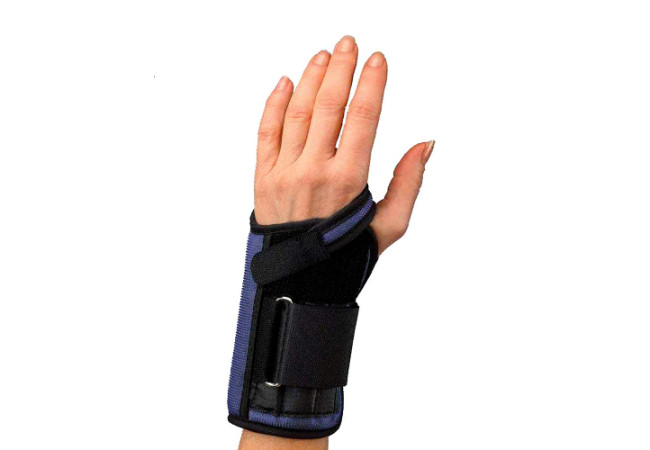 G-UL2073_3pp-Cindy-Wrist-Splint-Left-Top