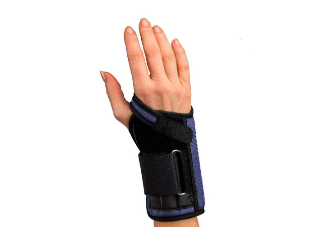 G-UL2073_3pp-Cindy-Wrist-Splint-Right-Top